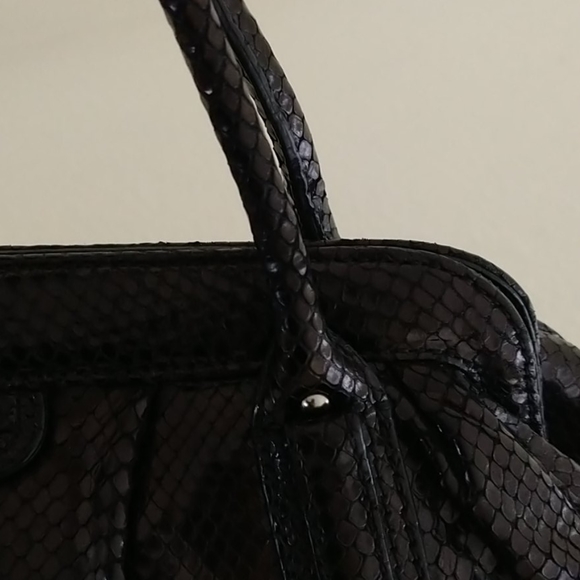 Banana Republic Croc Leather hand bag. - Picture 3 of 7